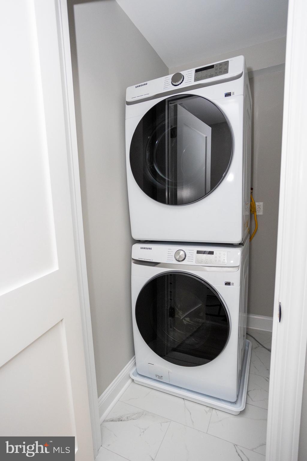 2127 Sigel Street Philadelphia, PA 19145 - Photo 16 of 58