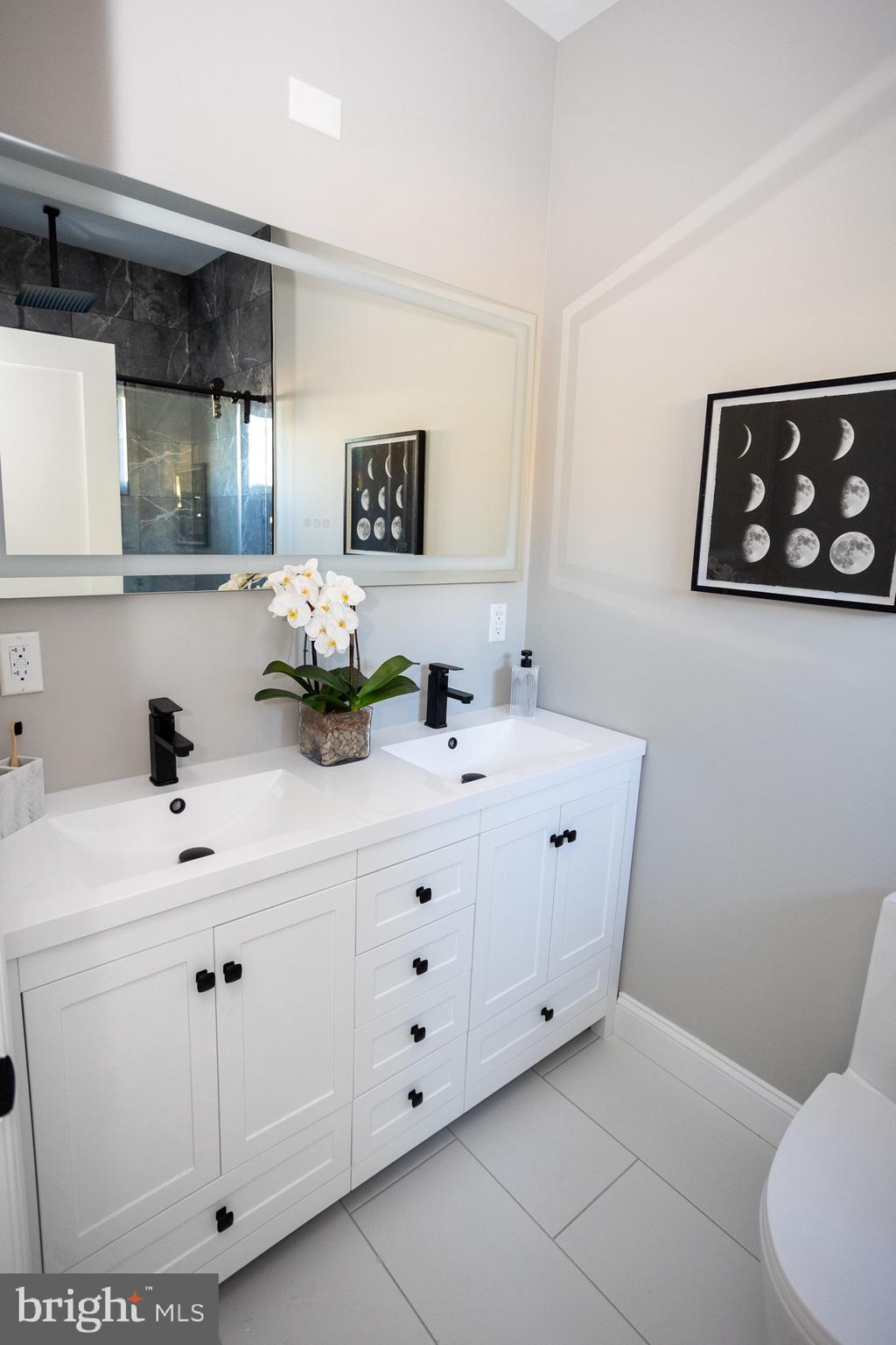 2127 Sigel Street Philadelphia, PA 19145 - Photo 23 of 58