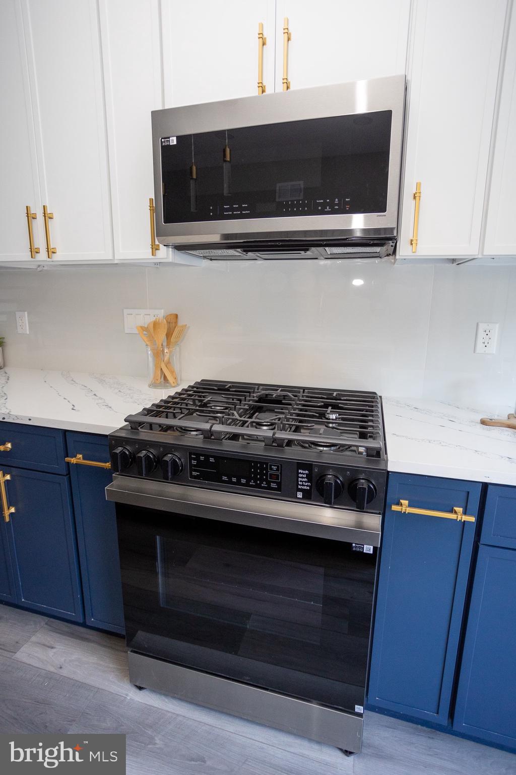 2127 Sigel Street Philadelphia, PA 19145 - Photo 26 of 58