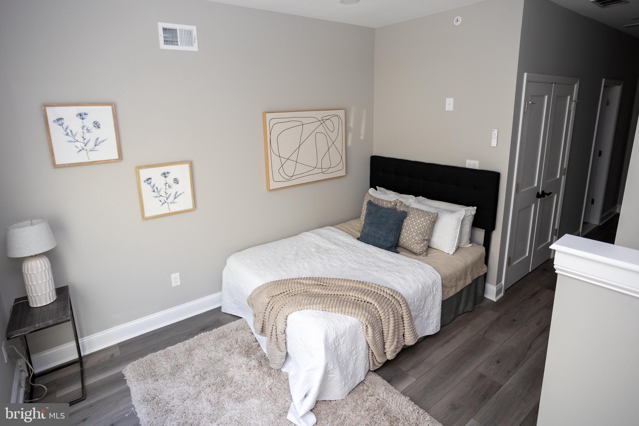 2127 Sigel Street Philadelphia, PA 19145 - Photo 27 of 58