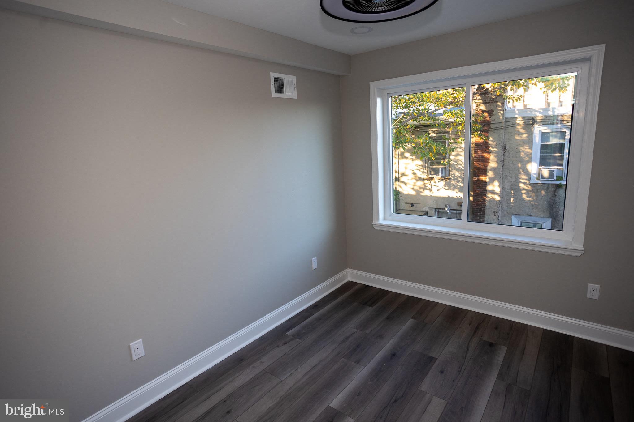 2127 Sigel Street Philadelphia, PA 19145 - Photo 36 of 58