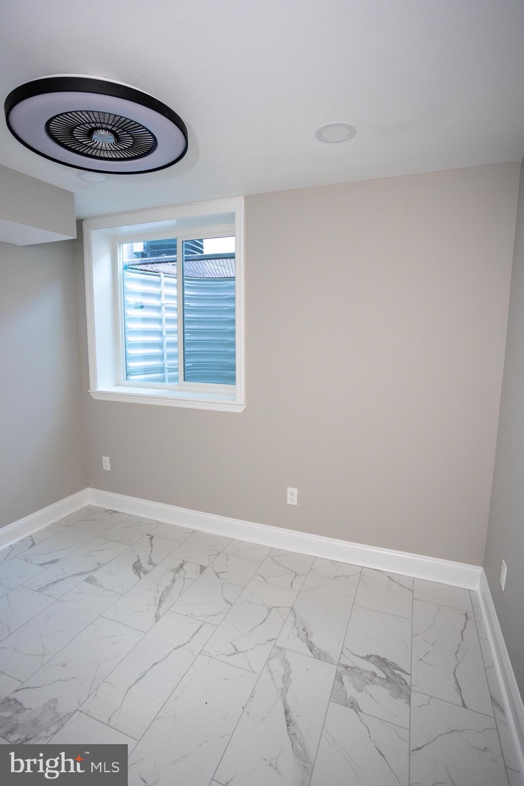 2127 Sigel Street Philadelphia, PA 19145 - Photo 55 of 58