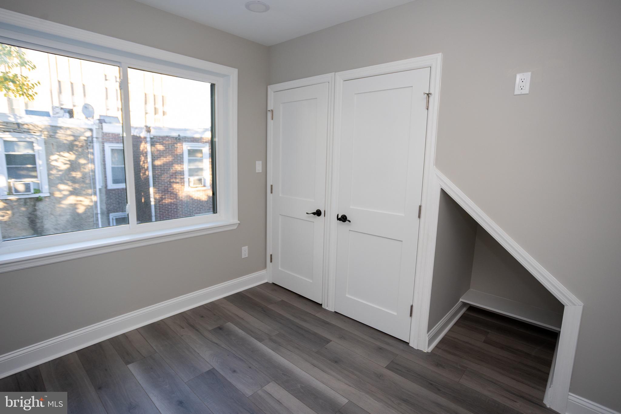 2127 Sigel Street Philadelphia, PA 19145 - Photo 7 of 58