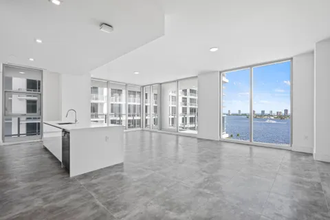 $2,095,000 | 220 Lake Shore Drive, Unit 1202, Lake Park, FL 33403