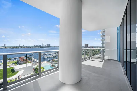 $2,095,000 | 220 Lake Shore Drive, Unit 1202, Lake Park, FL 33403
