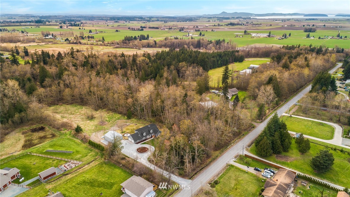 17380 Samish Heights Road Bow, WA 98232 - Photo 3 of 25 Gallery Image 3