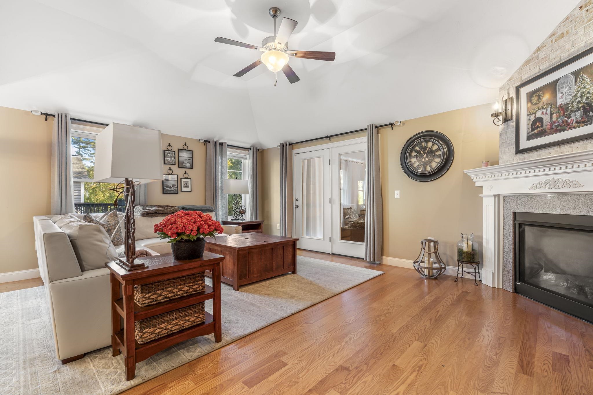 2 Renaissance Circle Salem, NH 03079 - Photo 13 of 52