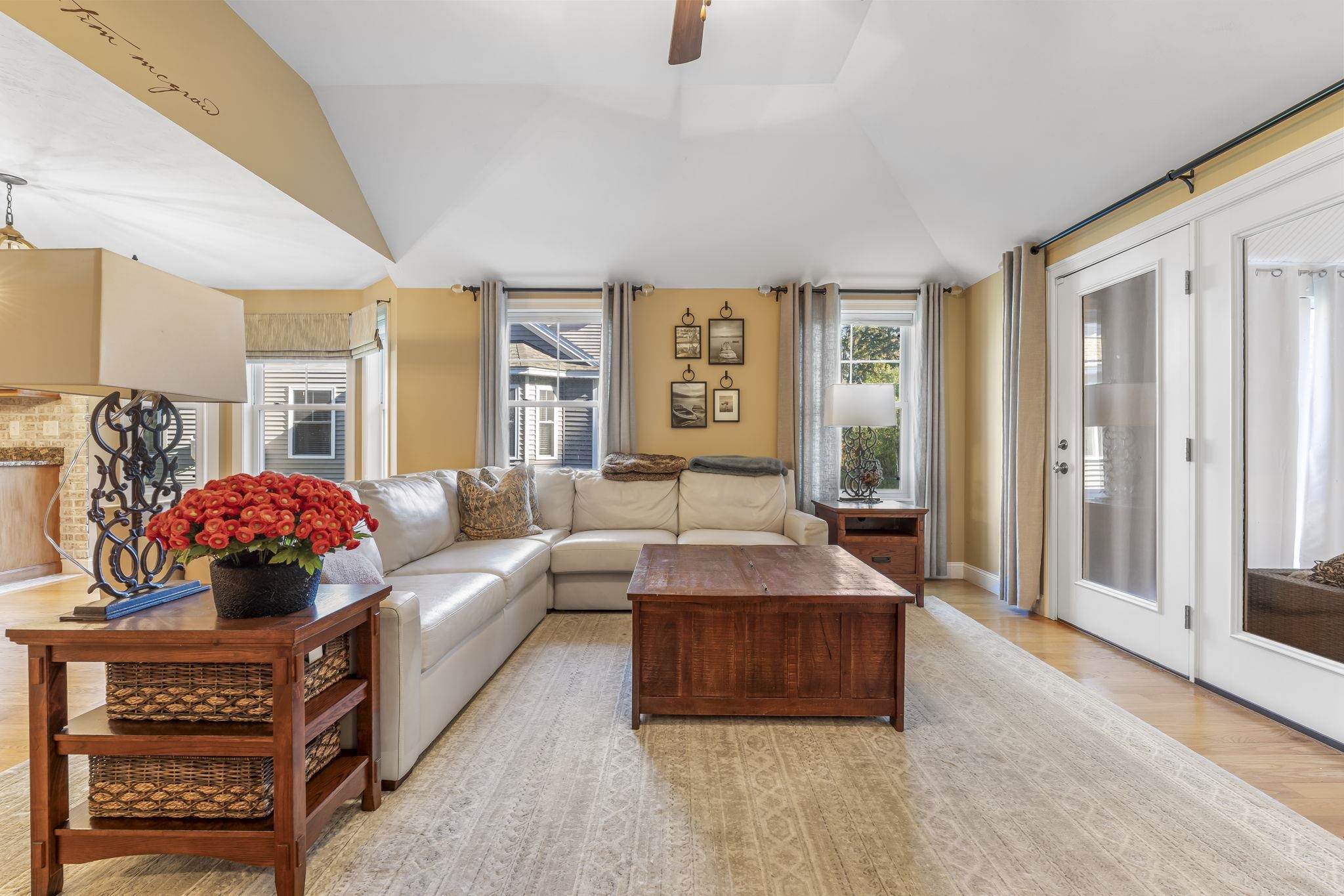 2 Renaissance Circle Salem, NH 03079 - Photo 14 of 52