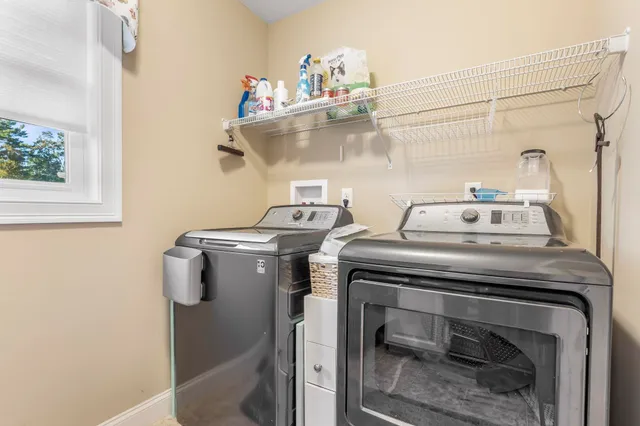 $825,000 | 2 Renaissance Circle, Salem, NH 03079