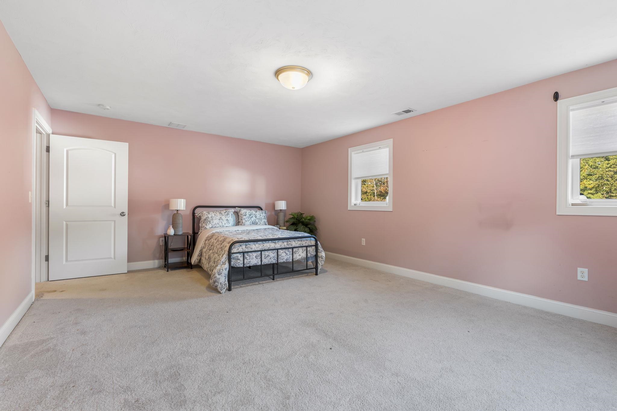 2 Renaissance Circle Salem, NH 03079 - Photo 32 of 52