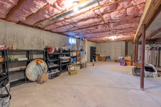 $825,000 | 2 Renaissance Circle, Salem, NH 03079