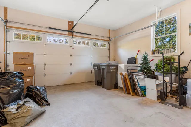 $825,000 | 2 Renaissance Circle, Salem, NH 03079