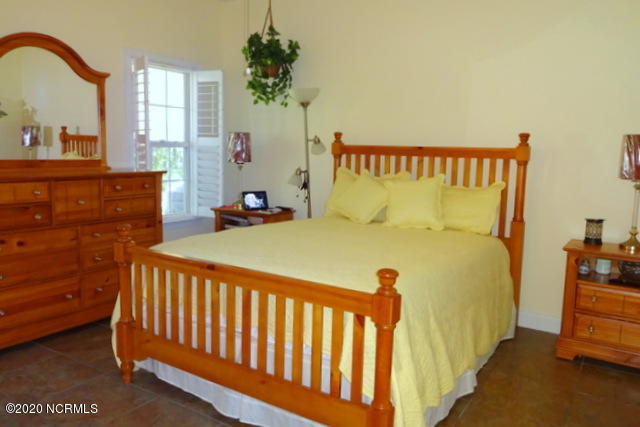 5130 Long Pointe Road Wilmington, NC 28409 - Photo 17 of 43 14