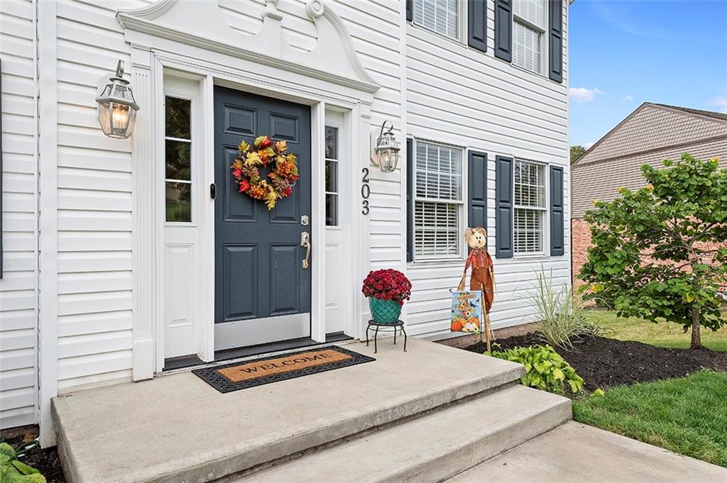 203 Ruth Way McDonald, PA 15057 - Photo 2 of 25 Gallery Image 2
