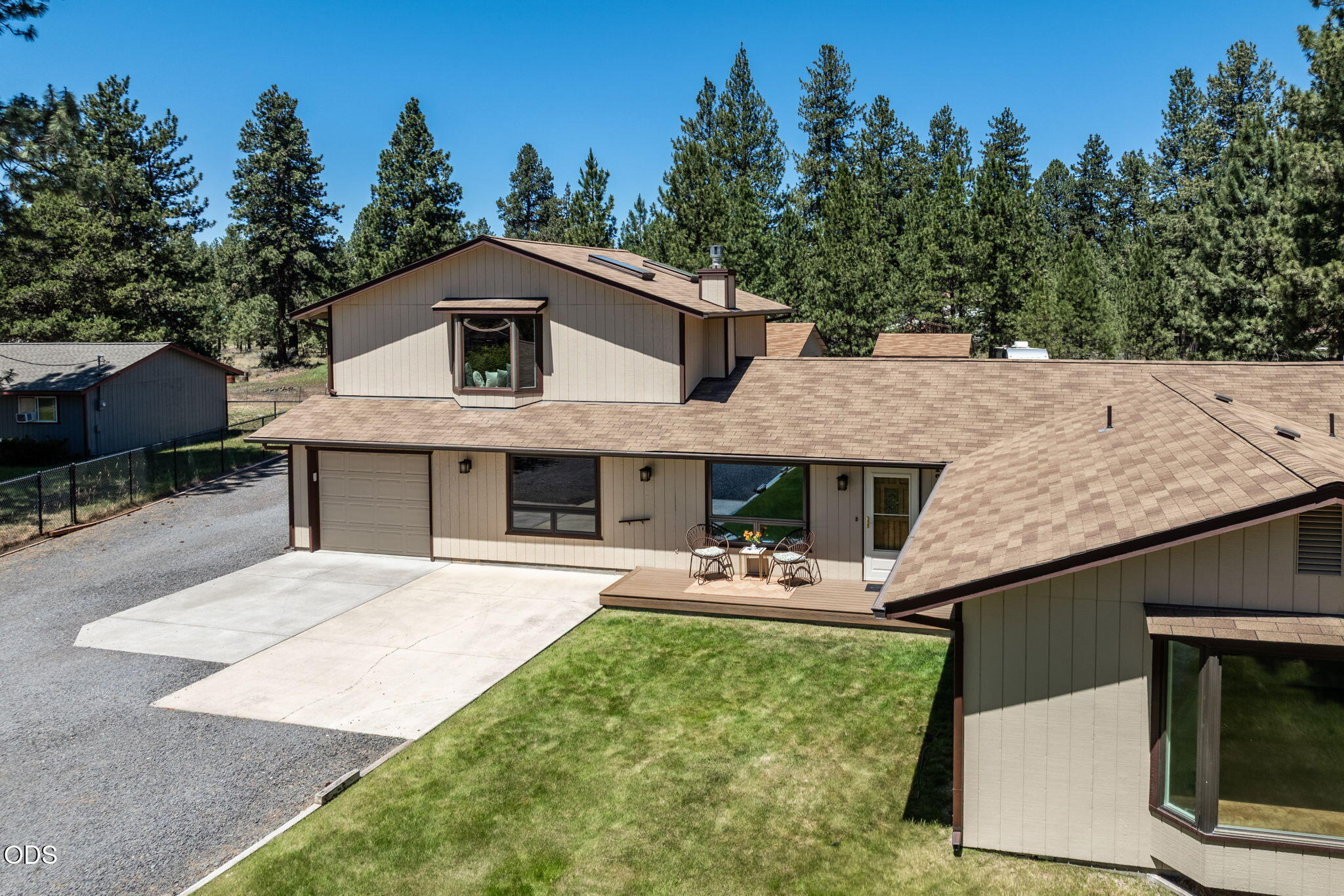 19572 Apache Road Bend, OR 97702 - Photo 60 of 71