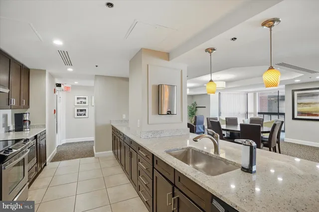 $899,000 | 900 North Stafford Street, Unit 2632, Arlington, VA 22203