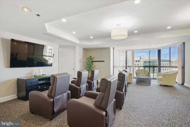 $899,000 | 900 North Stafford Street, Unit 2632, Arlington, VA 22203