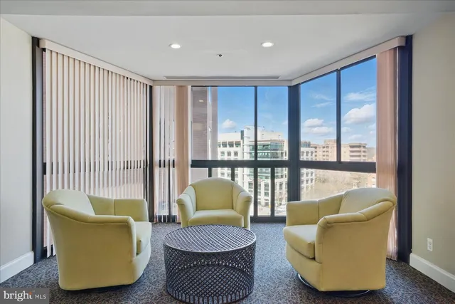 $899,000 | 900 North Stafford Street, Unit 2632, Arlington, VA 22203