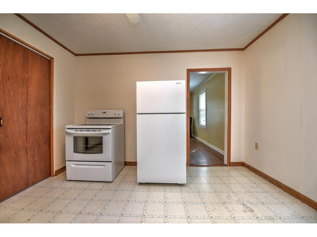 193 Hopper Road Johnson City, TN 37604 - Photo 11 of 36 Photo 11