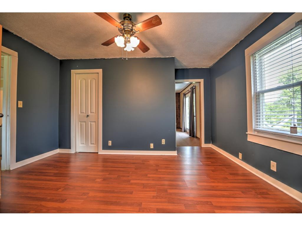 193 Hopper Road Johnson City, TN 37604 - Photo 17 of 36 Photo 17