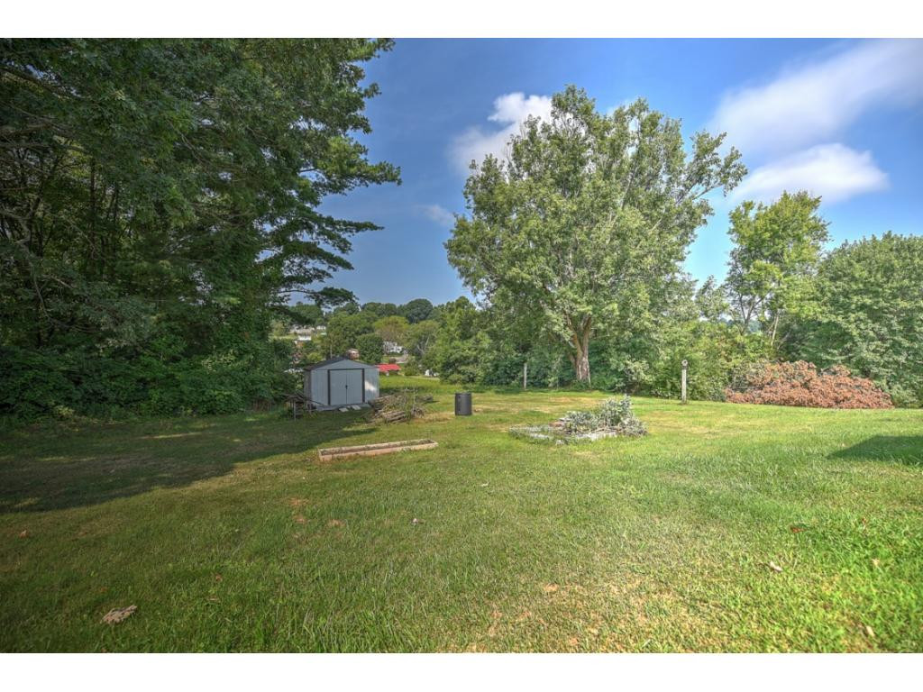 193 Hopper Road Johnson City, TN 37604 - Photo 30 of 36 Photo 30