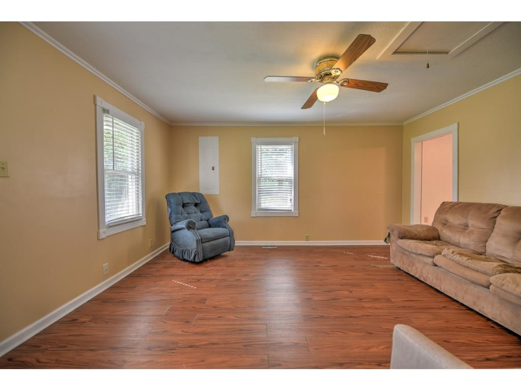 193 Hopper Road Johnson City, TN 37604 - Photo 8 of 36 Photo 8