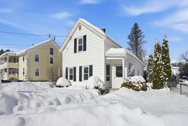 $285,000 | 54 Bourne Street, Three Rivers, MA 01080