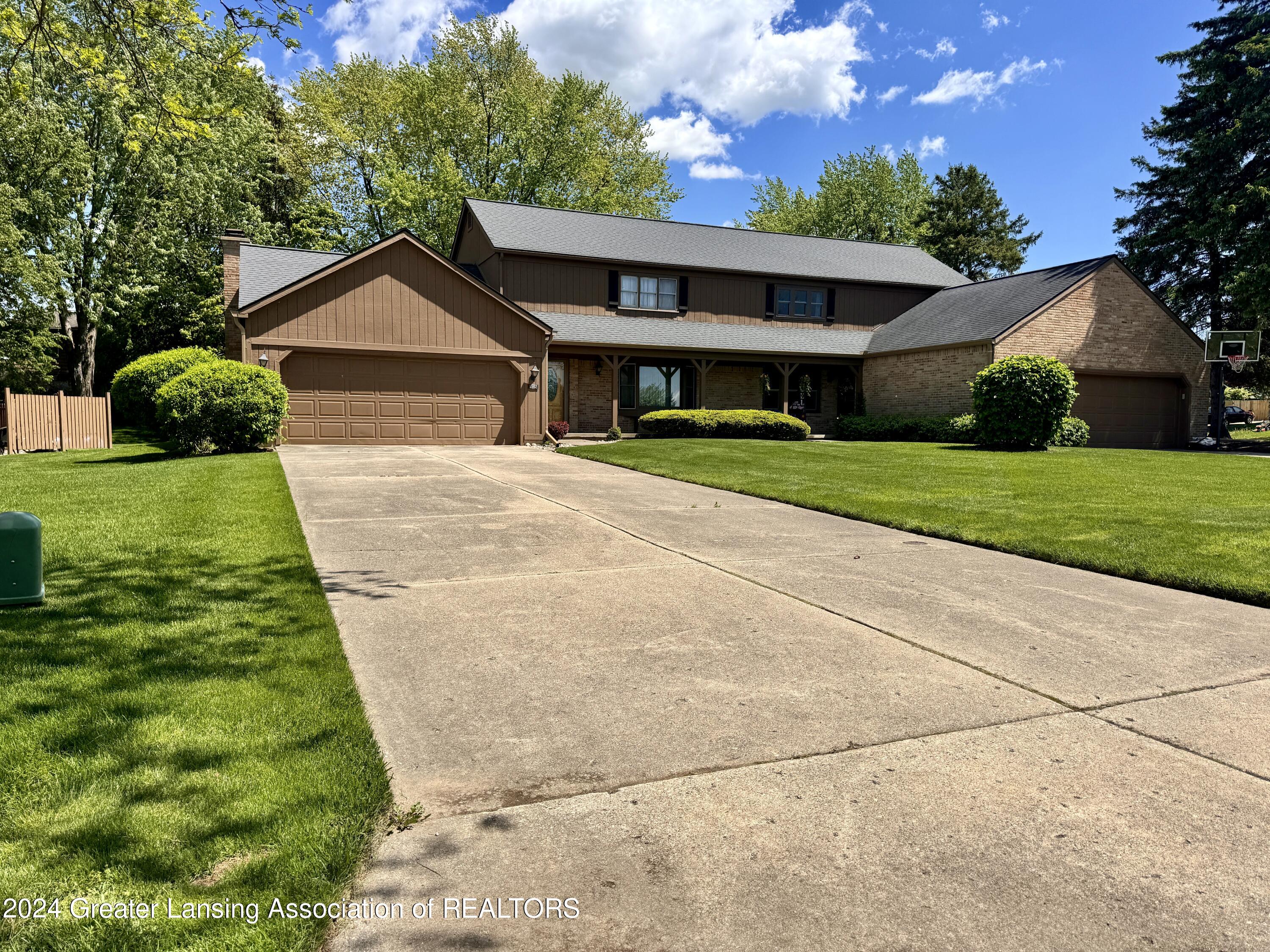 13187 Hitching Post Road Dewitt, MI 48820 - Photo 2 of 43 IMG_6799
