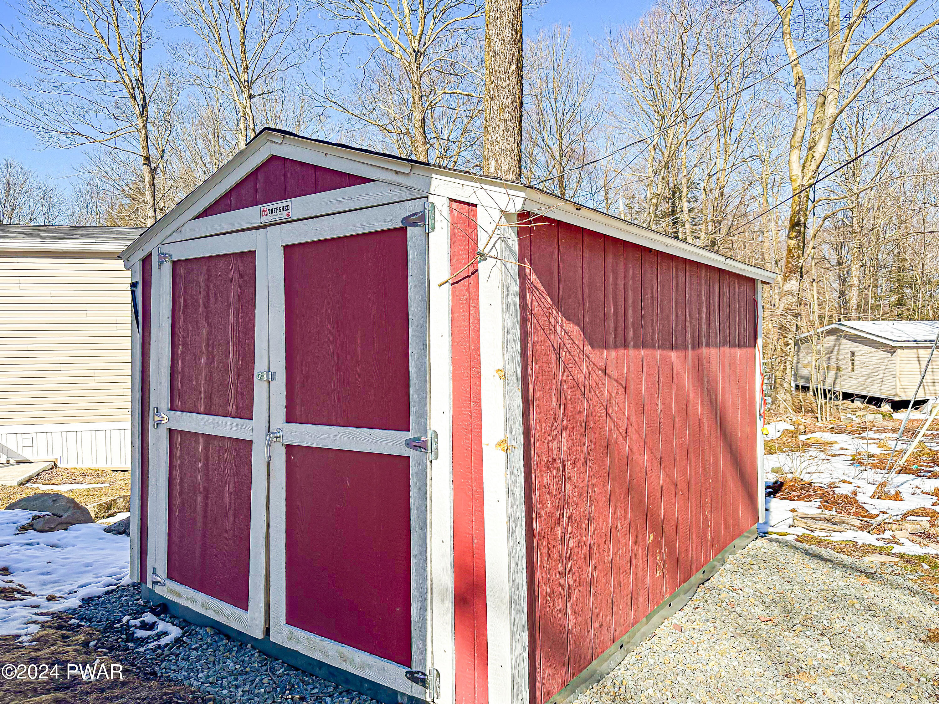 116 Middle Road Greentown, PA 18426 - Photo 23 of 24