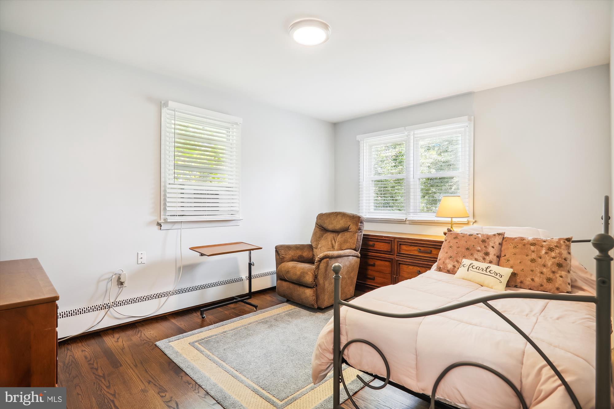 9805 Five Oaks Road Fairfax, VA 22031 - Photo 35 of 70 Upper Bedroom 2