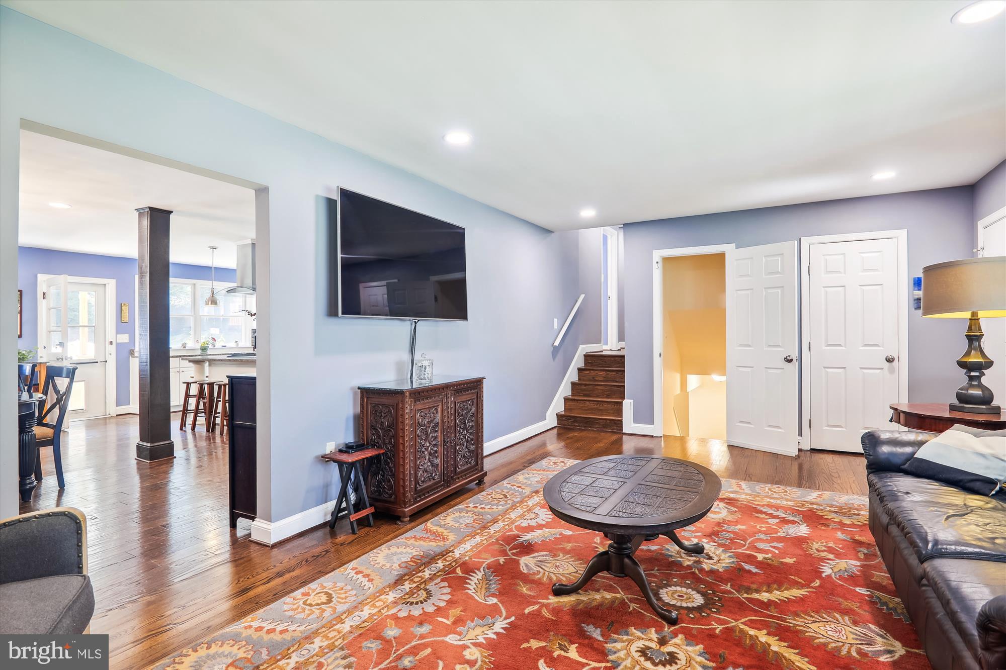 9805 Five Oaks Road Fairfax, VA 22031 - Photo 9 of 70 a living room with furniture and a flat screen tv