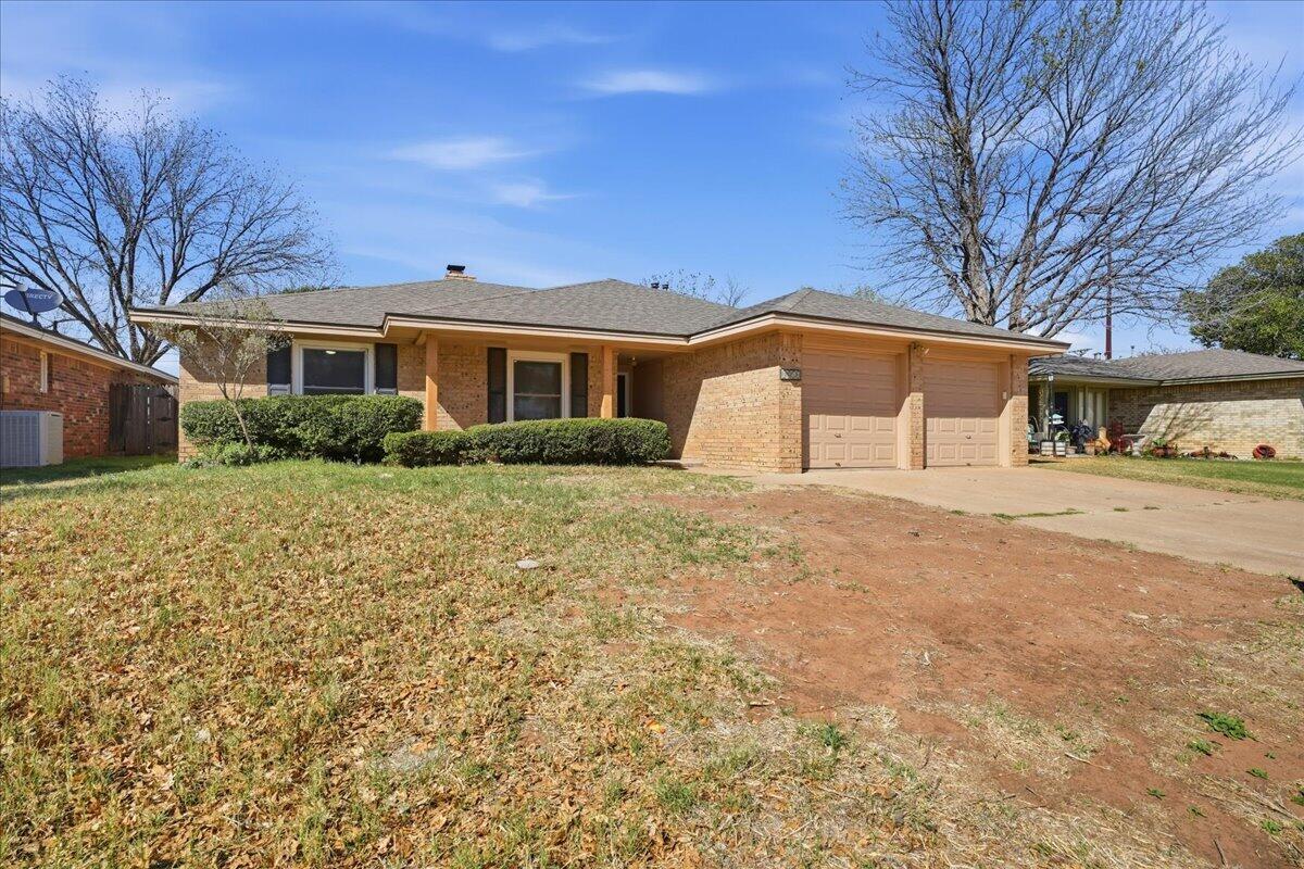 4810 62nd Street Lubbock, TX 79414 - Photo 2 of 37 02-nmjr62nd-36