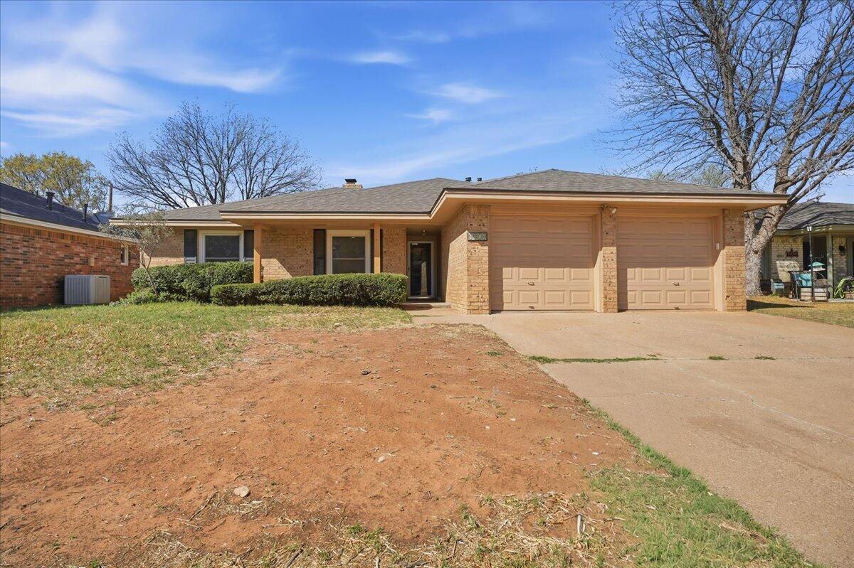 4810 62nd Street Lubbock, TX 79414 - Photo 3 of 37 01-nmjr62nd-35