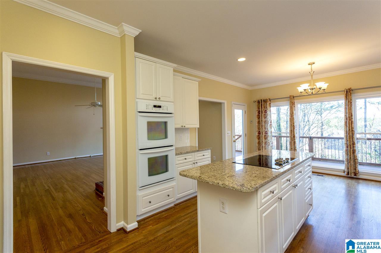 92 Maple Trace Birmingham, AL 35244 - Photo 10 of 50