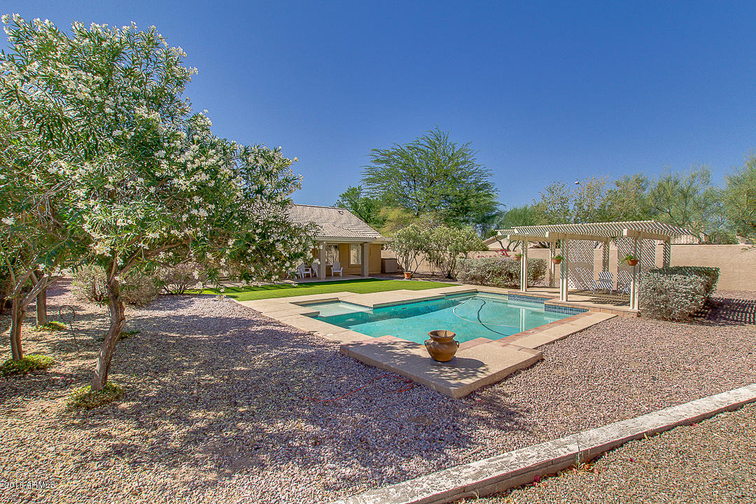4130 East Rockledge Road Phoenix, AZ 85044 - Photo 5 of 29 27-Rockledge
