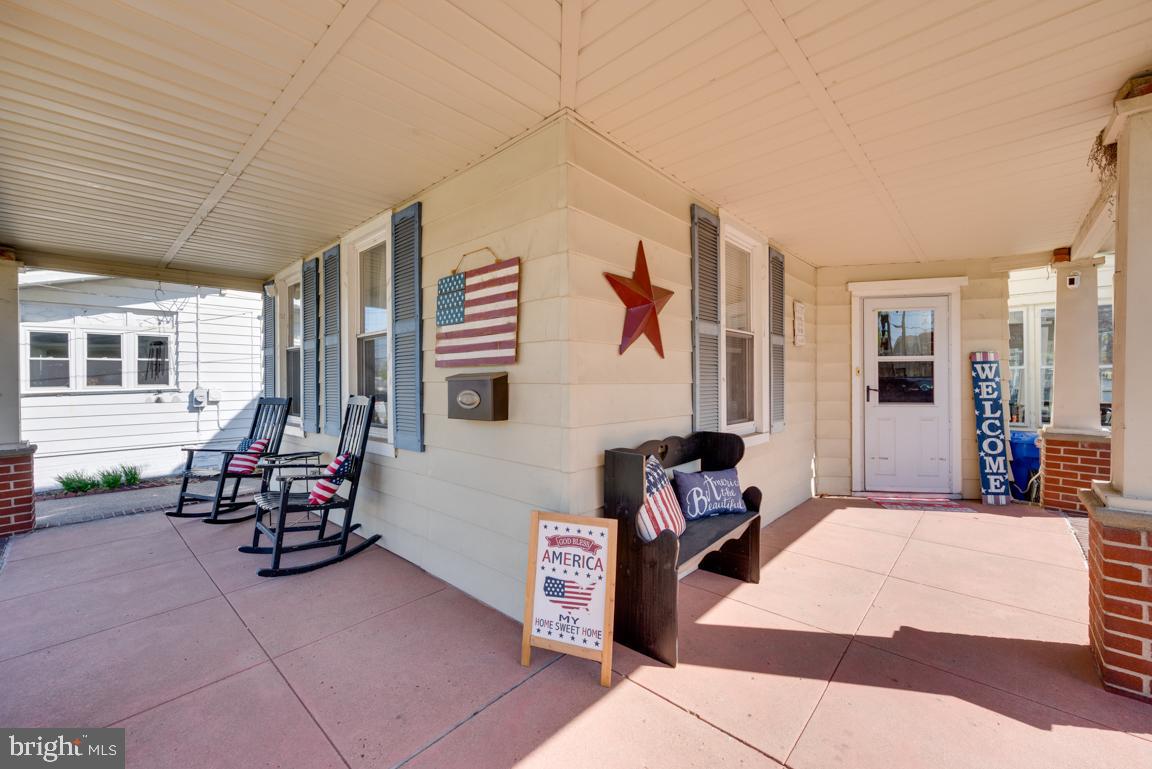 123 Heulings Avenue Riverside, NJ 08075 - Photo 2 of 21 cozy wrap around porch