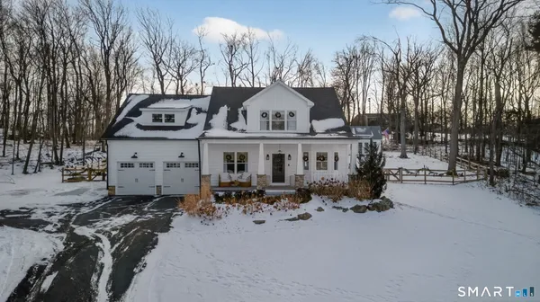 $820,000 | 11 Ridgewood Club Road, Prospect, CT 06712