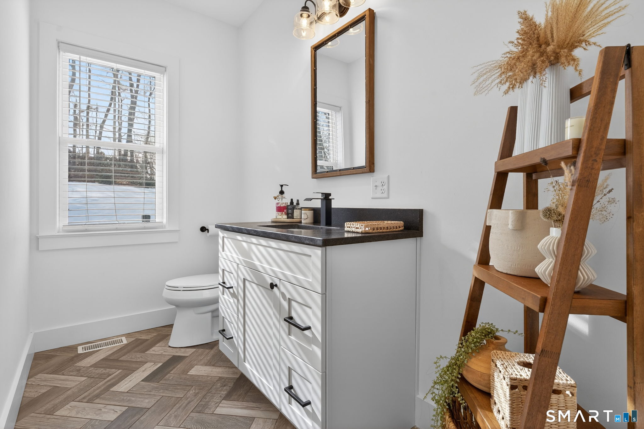 11 Ridgewood Club Road Prospect, CT 06712 - Photo 12 of 35 1st floor half bath