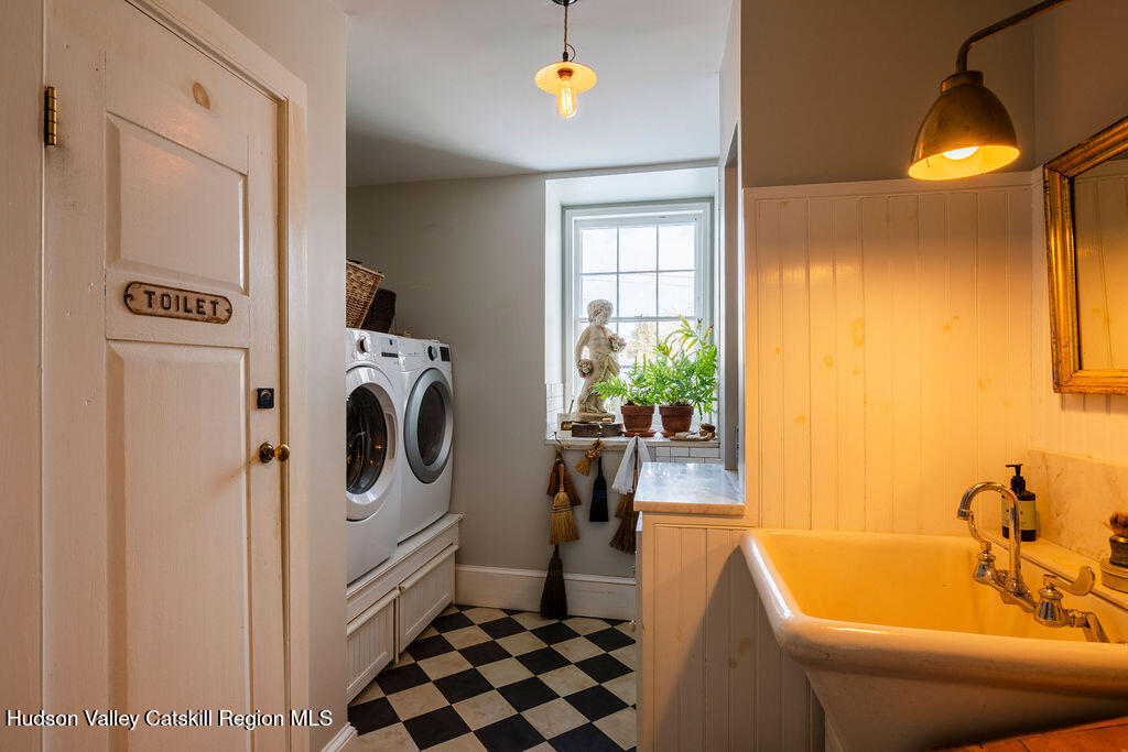 3705 Main Street Stone Ridge, NY 12484 - Photo 34 of 48 3705MainSt_StoneRidge_Selects066