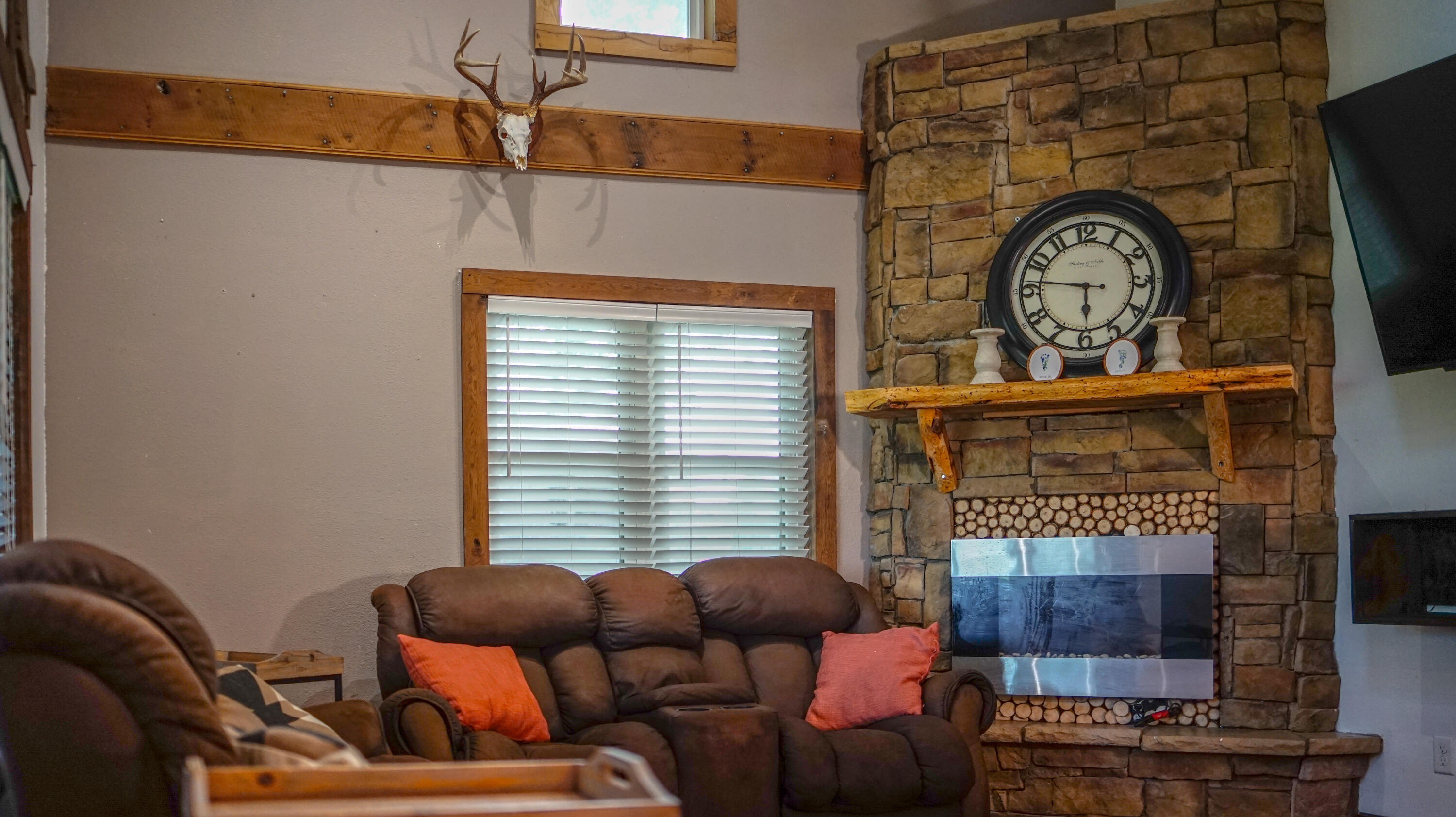 7081 State Rd Y Conway, MO 65632 - Photo 13 of 33 0BE8524B-4A52-483F-8AA7-6143244CEC60