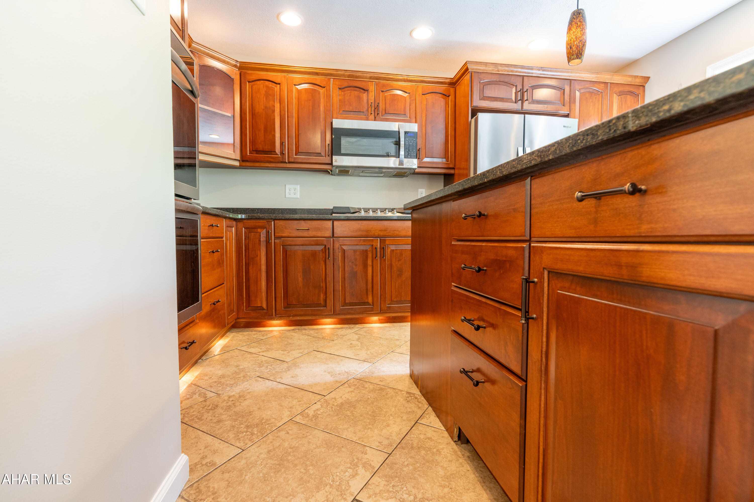 4022 Ridge Avenue Altoona, PA 16602 - Photo 9 of 71