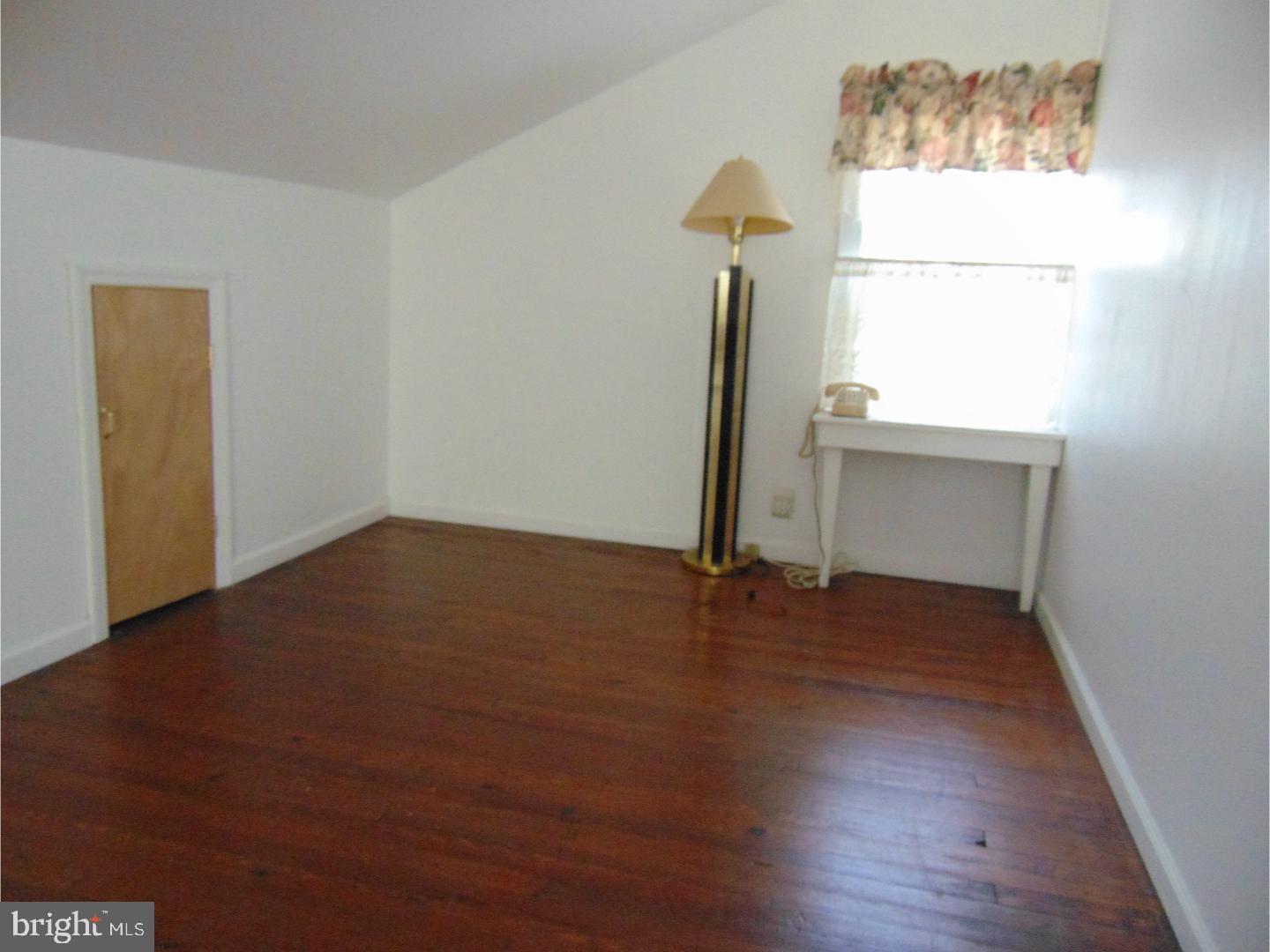 126 West Spring Garden Street Palmyra, NJ 08065 - Photo 22 of 23 Bedroom 3