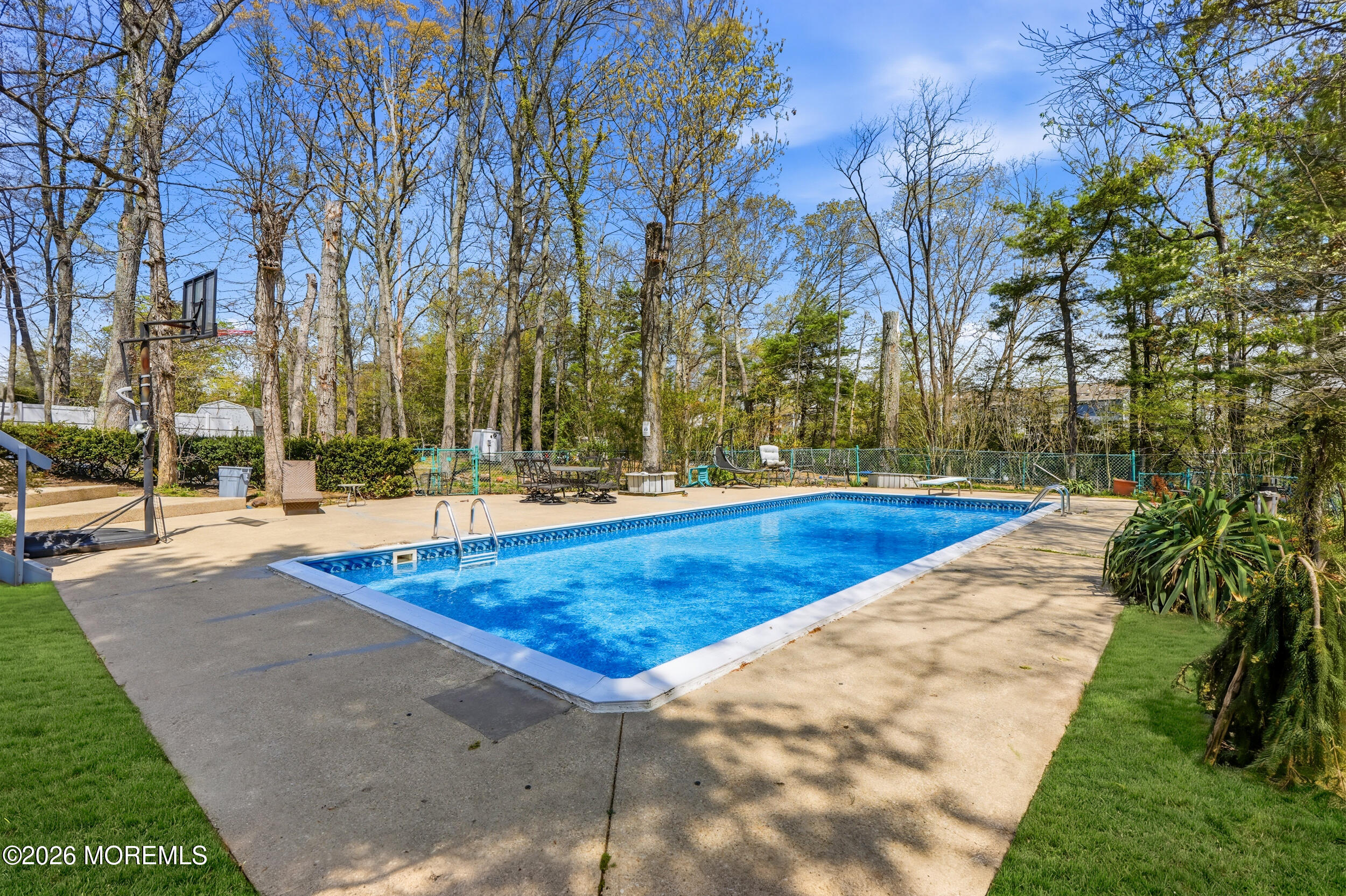 9 Rutland Place Eatontown, NJ 07724 - Photo 44 of 45 060