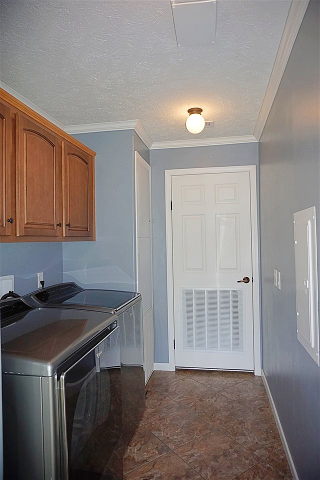 1601 Cooper Road Carthage, MS 39051 - Photo 23 of 49 Laundry Room