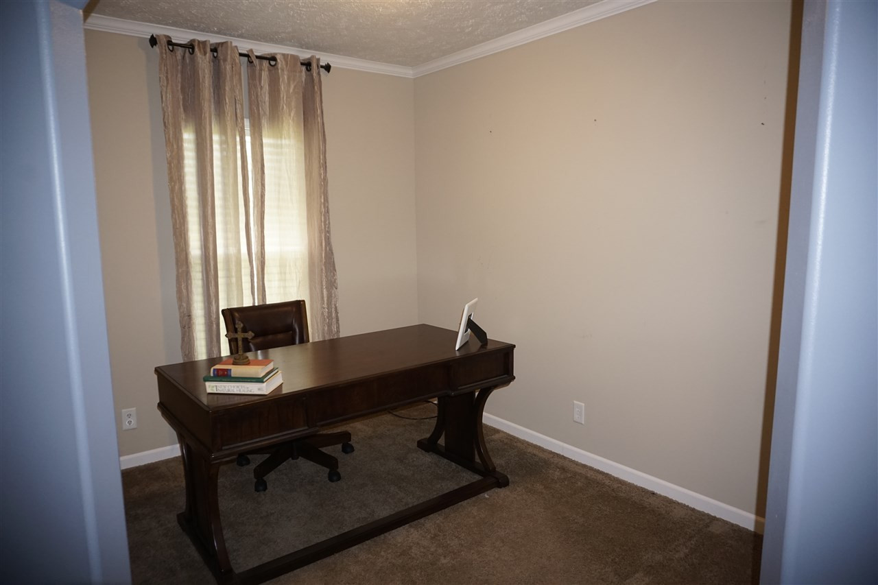 1601 Cooper Road Carthage, MS 39051 - Photo 8 of 49 Office