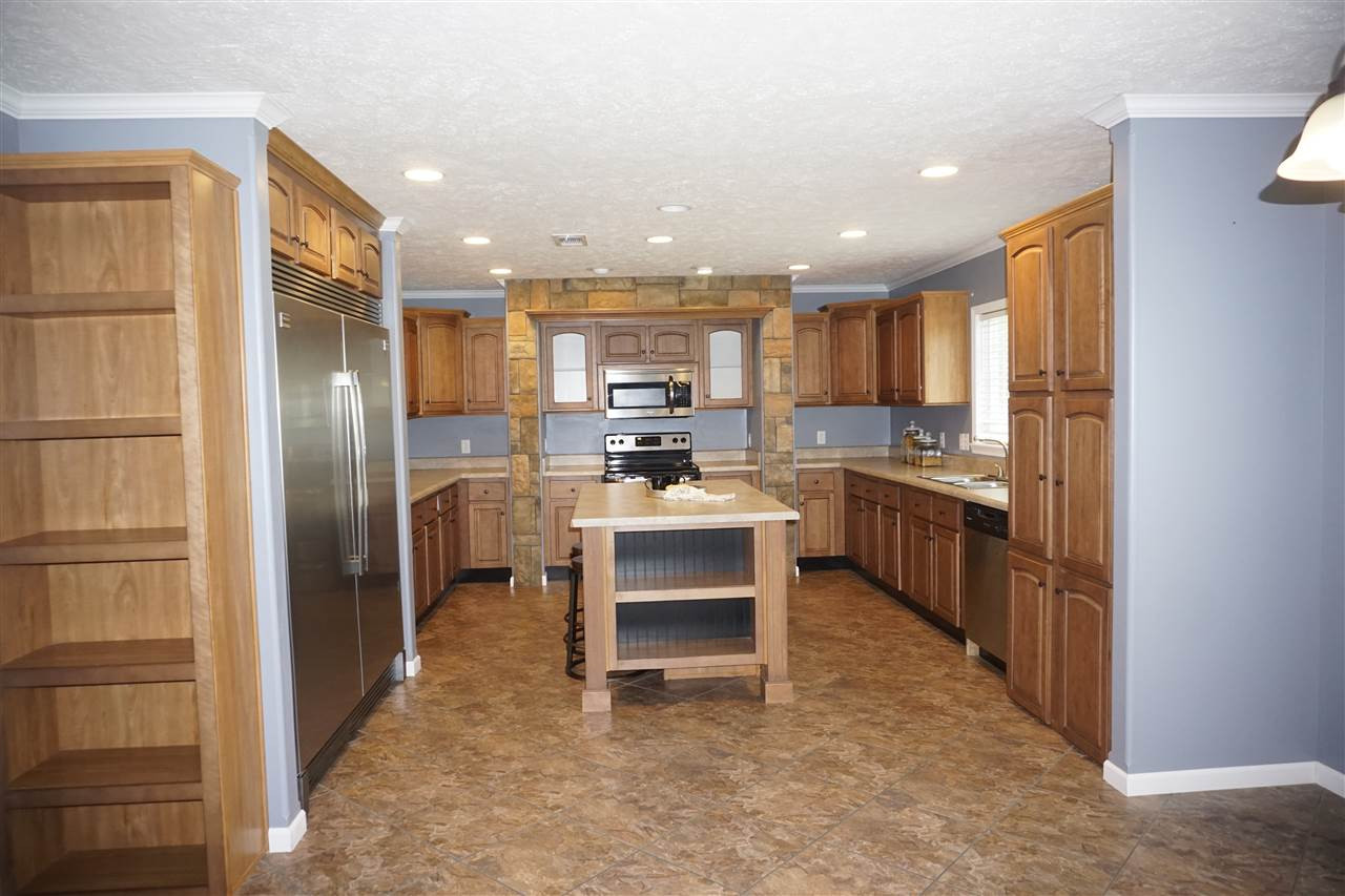 1601 Cooper Road Carthage, MS 39051 - Photo 10 of 49 HUGE Kitchen "Chef's Dream"