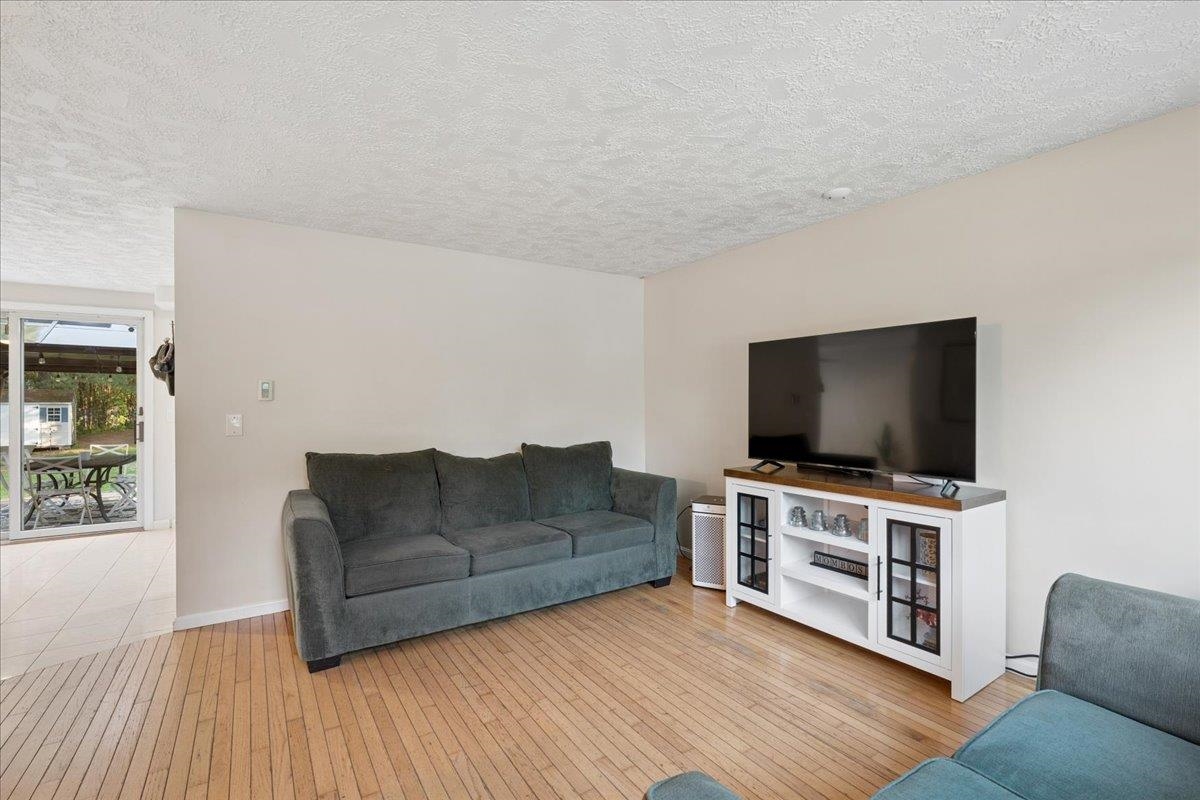 1280 Goffstown Road Manchester, NH 03102 - Photo 6 of 44 Gallery Image 6
