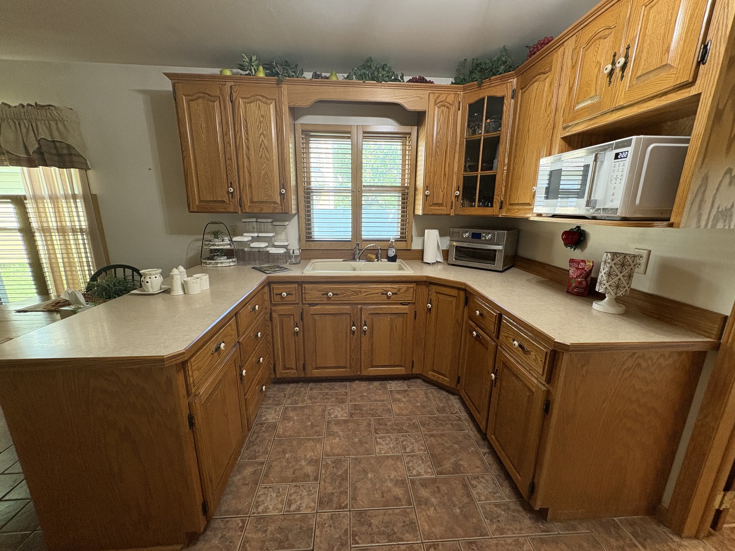 753 Fort Street Ottawa, IL 61350 - Photo 5 of 39