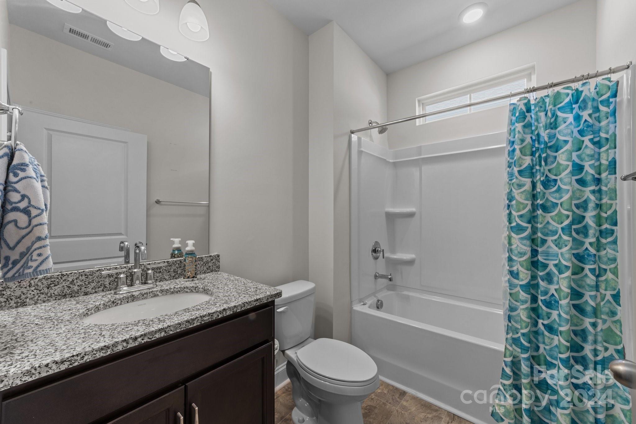 4462 Streamside Road Denver, NC 28037 - Photo 6 of 42 Gallery Image 6