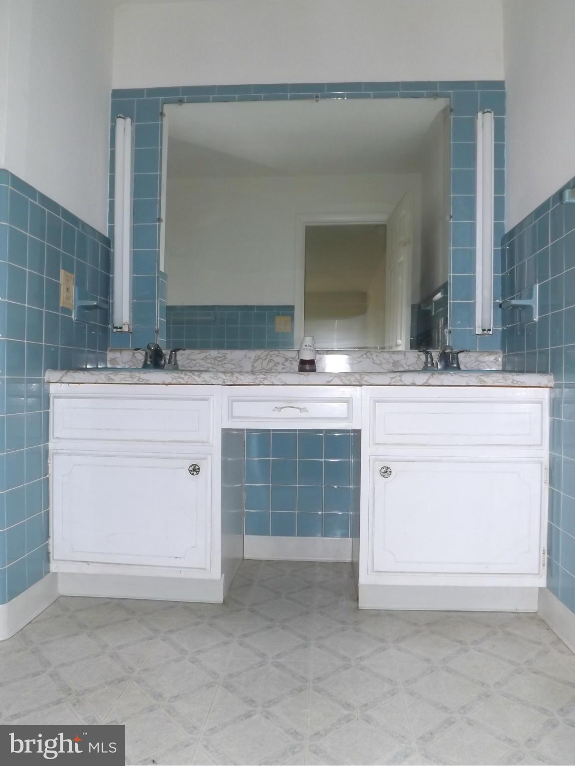 5633 Springdale Road East New Market, MD 21631 - Photo 21 of 30 Bath (Master)
